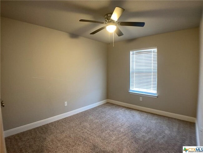 Building Photo - 2010 Rueben Rd