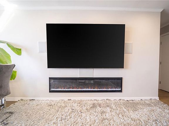 Building Photo - 1625 Emmons Ave