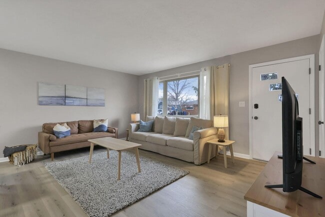 Building Photo - 1833 Berkeley Rd