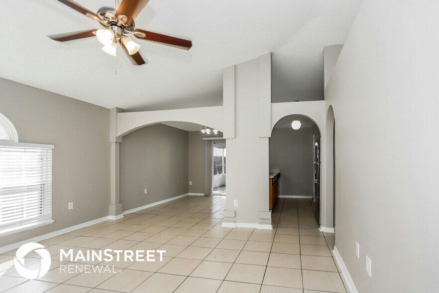 Building Photo - 11738 Ivy Flower Loop