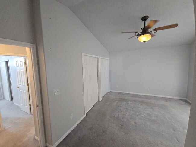 Building Photo - 1361 N 325 E