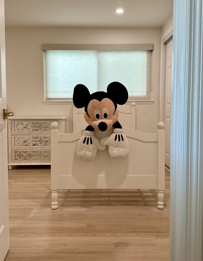 Building Photo - 156 N Boulevard of the Presidents