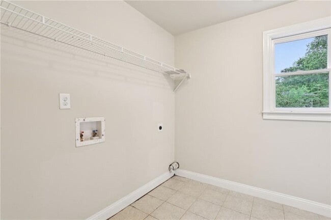 Building Photo - 274 Rocky Ford Rd NE