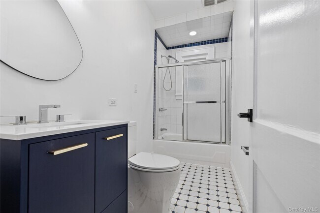 Building Photo - 1 Elizabeth Pl