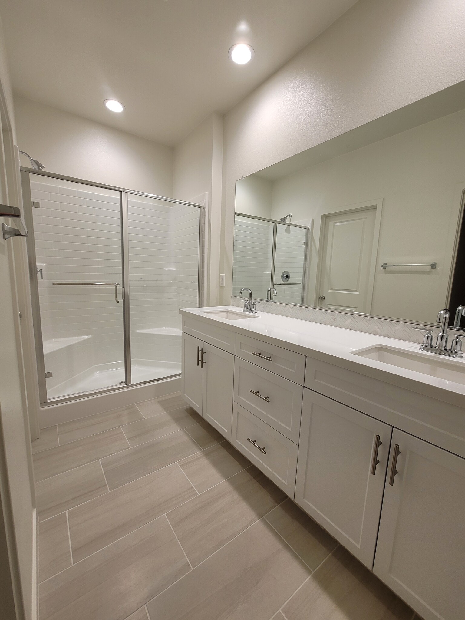 master bath - 328 Lagoon Way