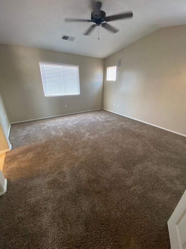Building Photo - 11115 Cactus Valley Dr