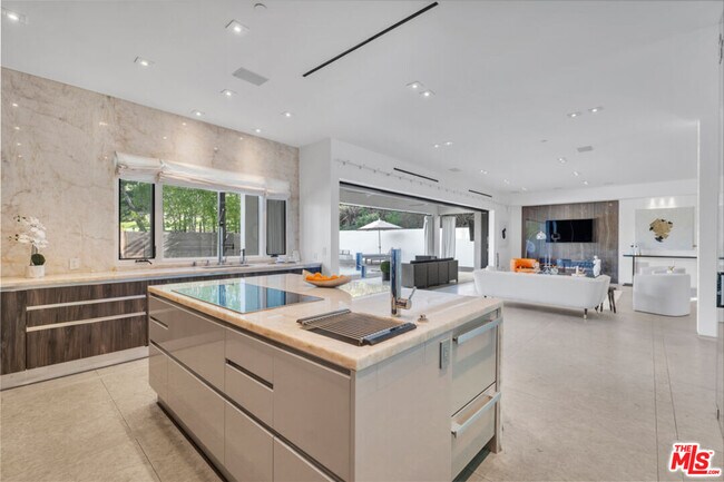 Building Photo - 23136 Park Contessa