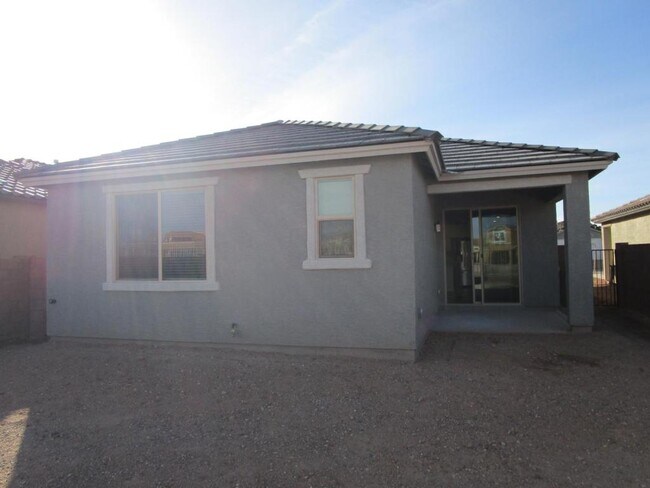 Building Photo - 8015 S Golden Bell Dr