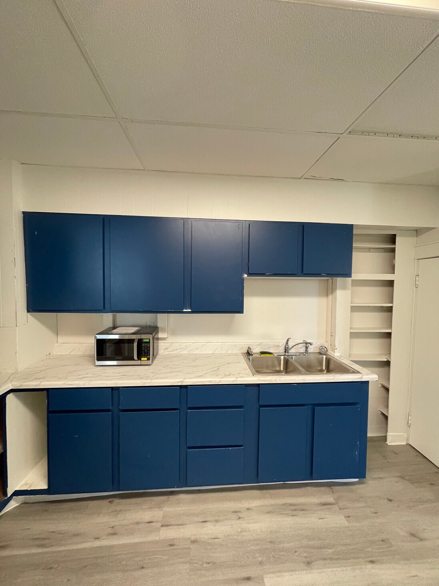 Building Photo - 1437 Quarry Ave NW