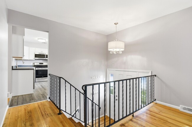 Building Photo - 6479 Karl Rd