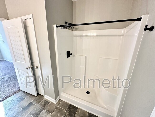 Building Photo - 146 Plum Orchard Dr