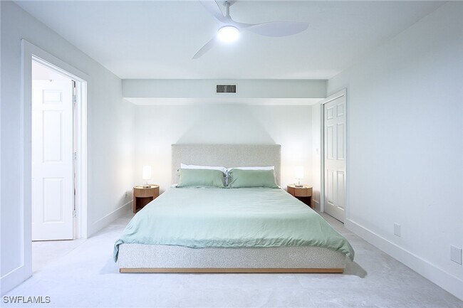 Building Photo - 592 Beachwalk Cir