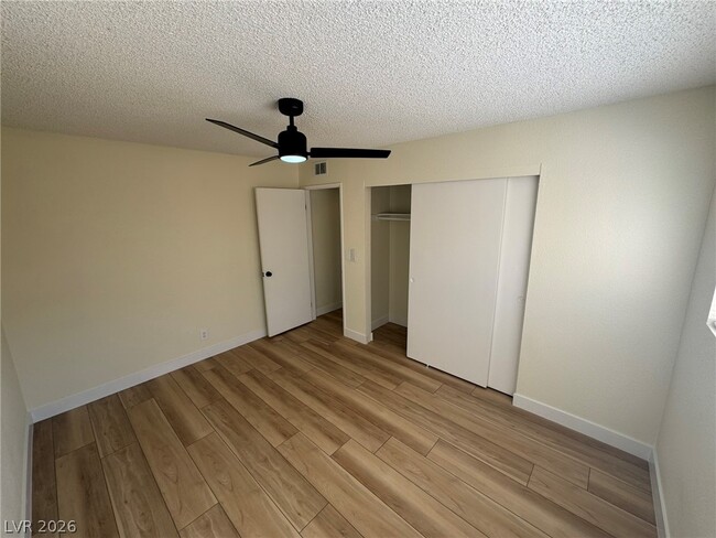 Building Photo - 2743 Kline Cir