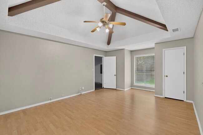 Building Photo - 1207 Mistywood Ln