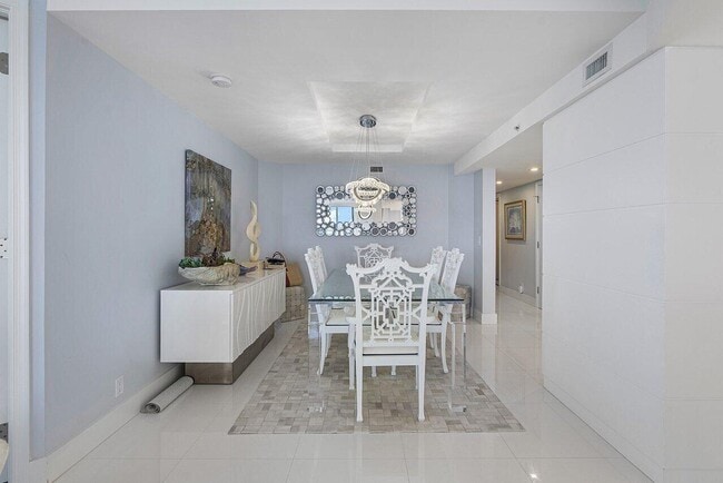 Building Photo - 3560 S Ocean Blvd