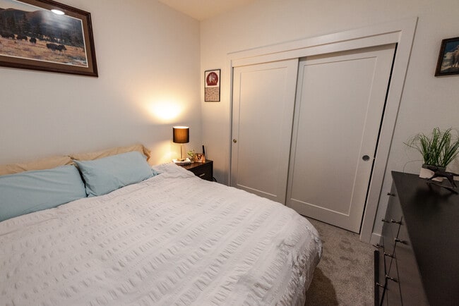 Building Photo - 3500 S Corona St