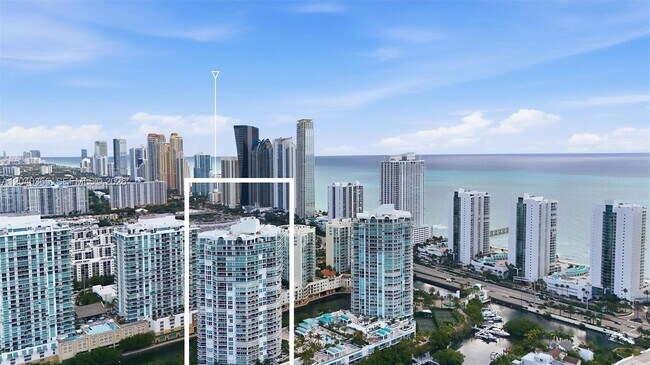 Building Photo - 16500 Collins Ave