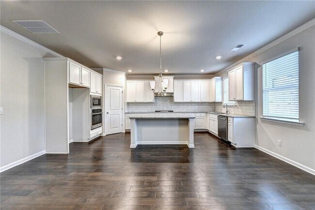 Building Photo - 354 Paxton LN