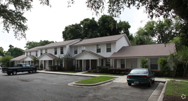 Primary Photo - Post Oak Apartments