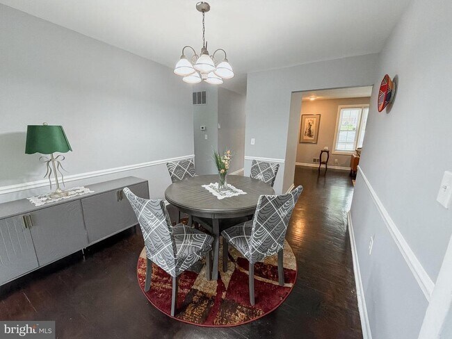 Building Photo - 9222 Limestone Pl