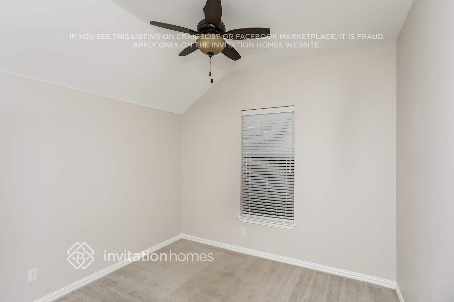 Building Photo - 2512 Flowing Springs Dr