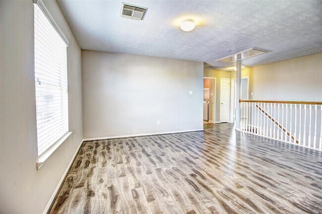 Building Photo - 17018 Midnight Sun Ln