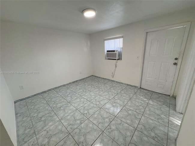 Building Photo - 2146 NW 18th Terrace