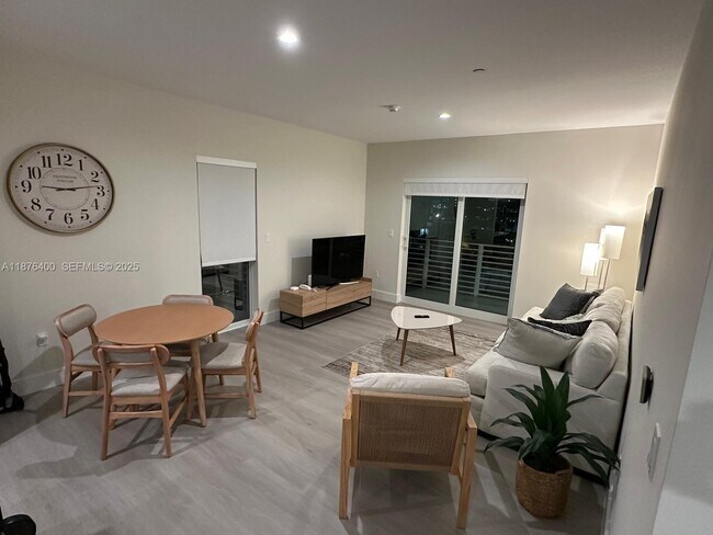 Building Photo - 1938 Jackson St