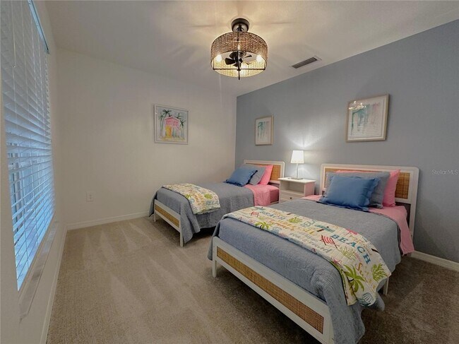 Building Photo - 14221 Heritage Landing Blvd