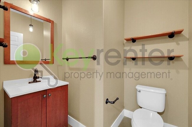 Building Photo - 4800 Westlake Pkwy