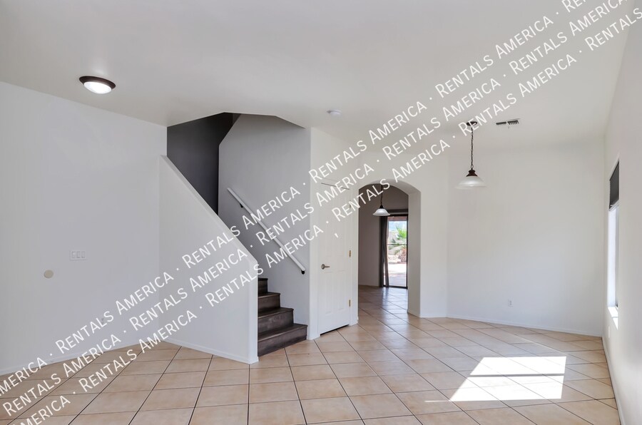 Building Photo - 60191 Verde Vista Ct