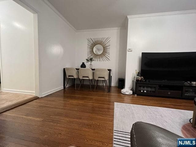 Building Photo - 11 Beverly Pl