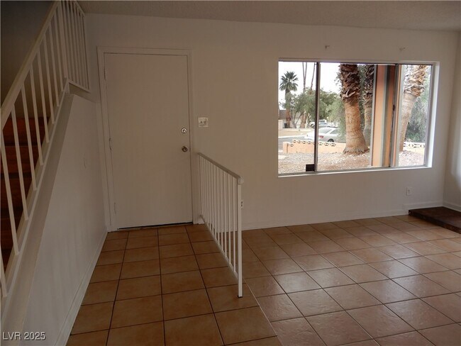 Building Photo - 3163 Panocha St