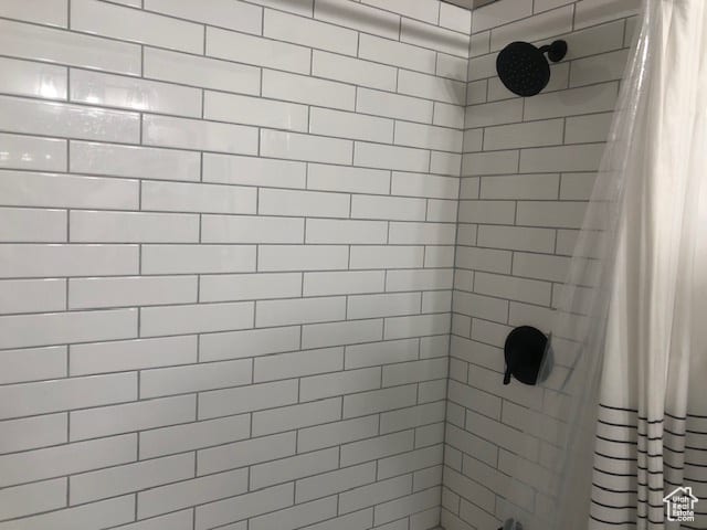 Building Photo - 587 N 200 E