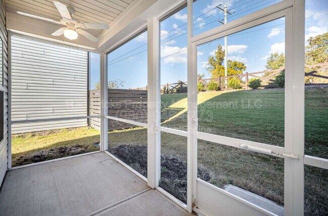 Building Photo - 15223 Scoter St