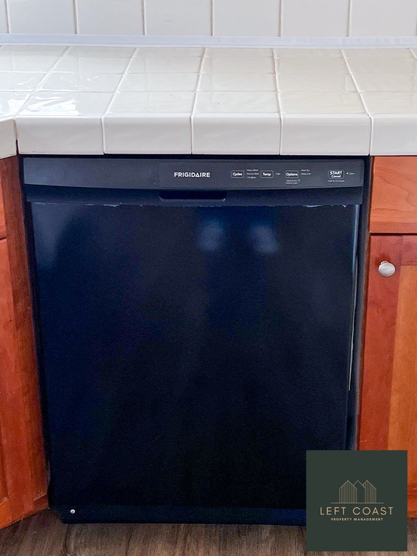 Building Photo - 6314 SW Harbor Ave