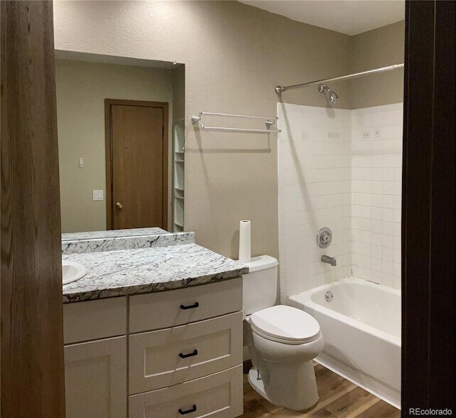 Building Photo - 8733 W Cornell Ave