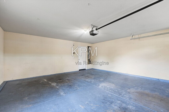 Building Photo - 1544 Emily Ct