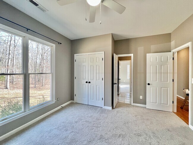 Building Photo - 7809 Deer Trail