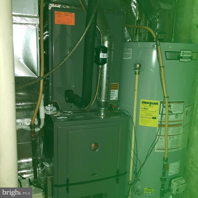 Building Photo - 4647 Harrier Way