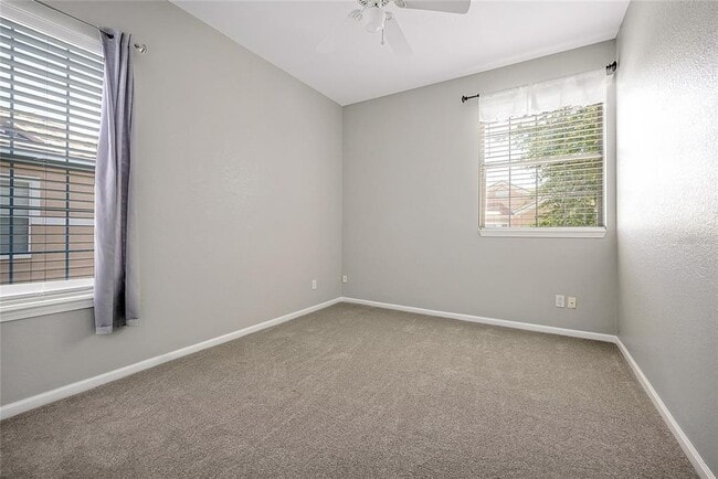 Building Photo - 7521 Bay Prt Rd