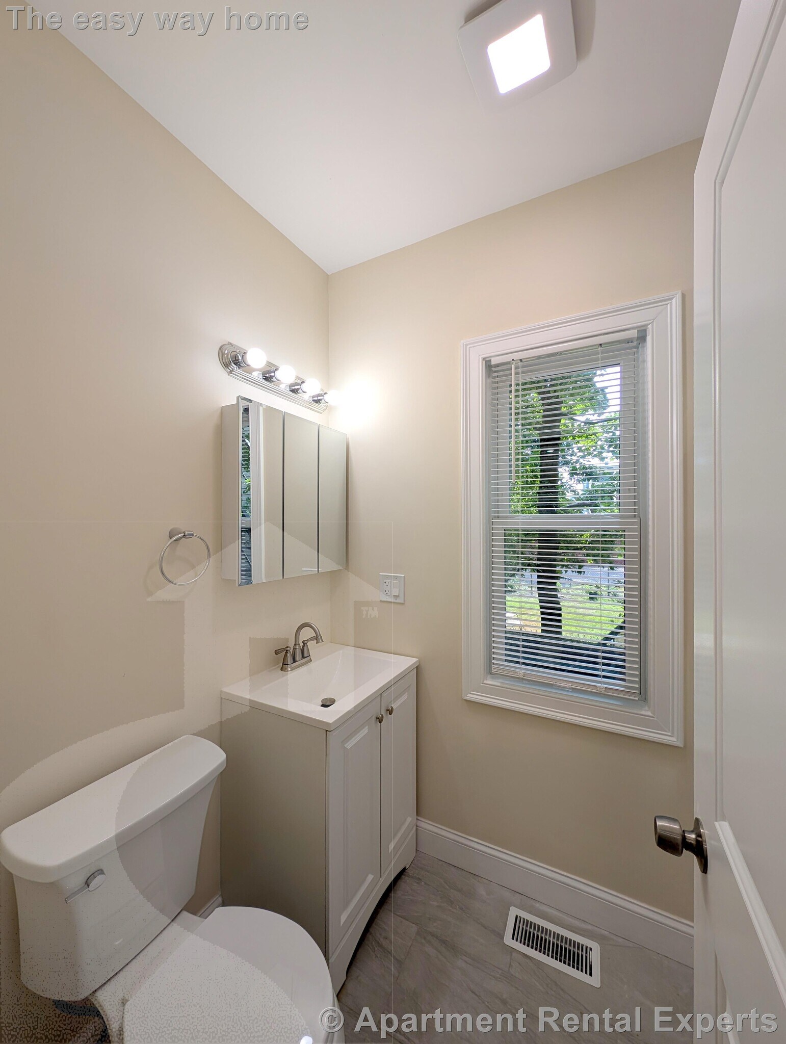 Building Photo - 22 Holyoke Rd