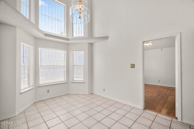 Building Photo - 4612 Loma Grande Dr