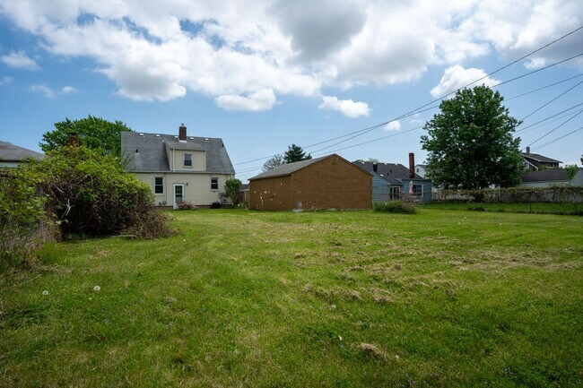 Building Photo - Eastpointe 3 bedroom