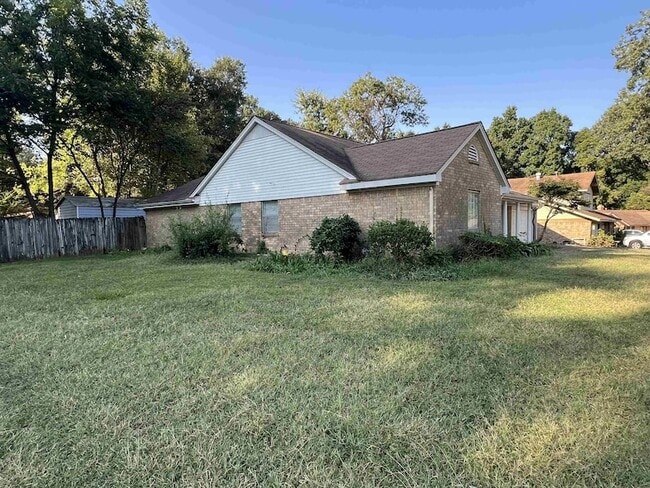 Building Photo - 5159 Longmeadow Cove