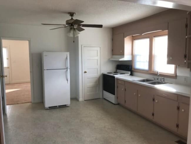 Building Photo - 2992 Portertown Rd