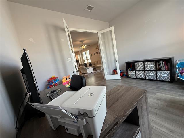 Building Photo - 3607 Clara Dr