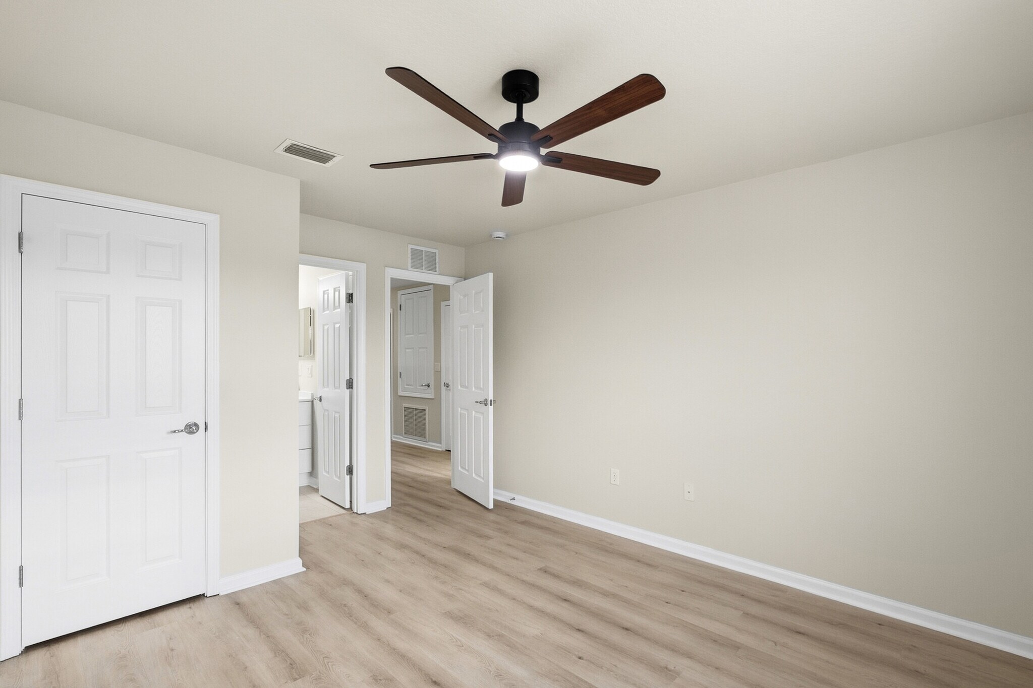 Building Photo - 6280 Autumn Berry Cir