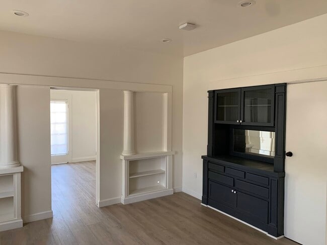 Building Photo - 3990 4th St