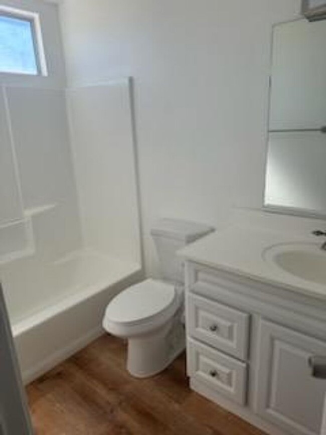 Building Photo - **751 Higgins Rd #28 Barstow** 3 bedroom 2...
